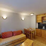 Pet-friendly With Balcony Apartment *